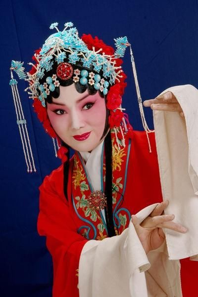 秦腔著名演员的成长之路，变化、自信与成就的力量