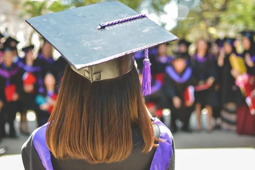 最新大学生的日常趣事与友情纽带纪实分享